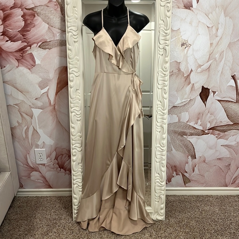 Champagne wrap dress 🍾🤍